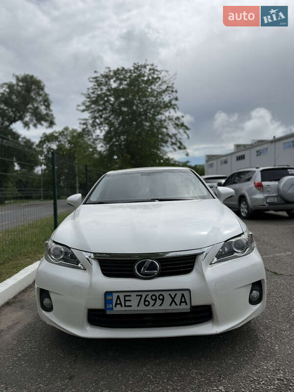 2013 lexus ct 200h