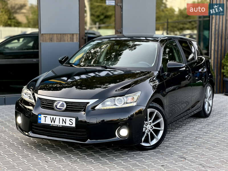 2011 lexus ct 200h