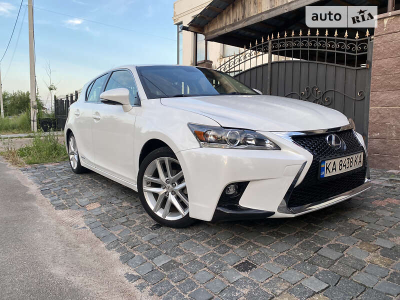 2014 lexus ct 200h