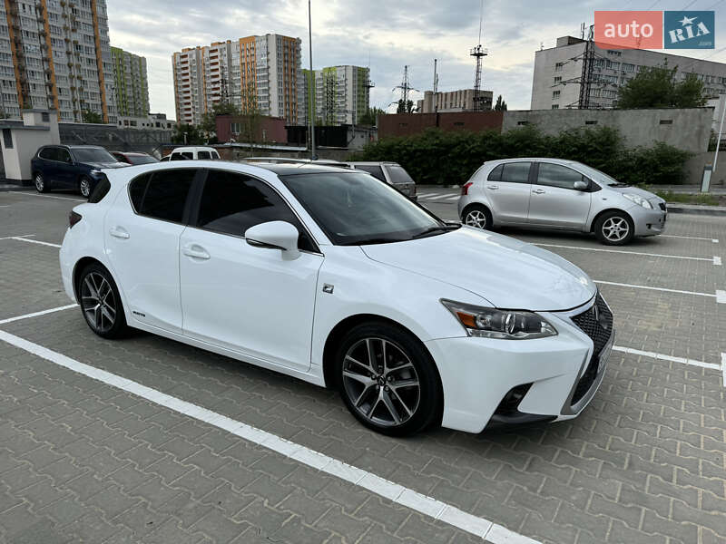2014 lexus ct 200h