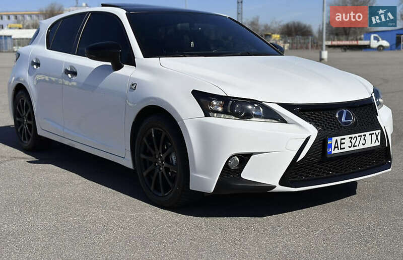 2015 lexus ct 200h