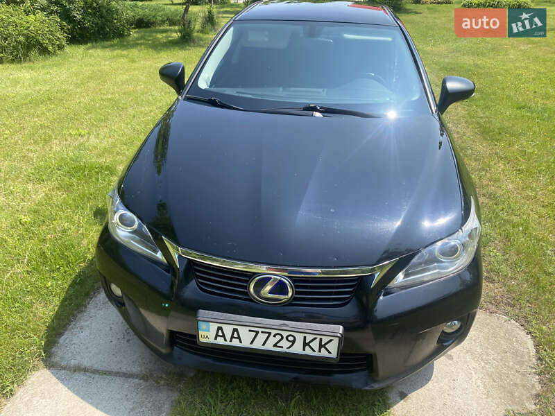 2012 lexus ct 200h