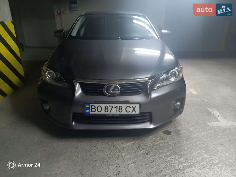 2012 lexus ct 200h