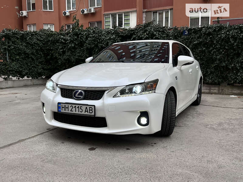 2012 lexus ct 200h