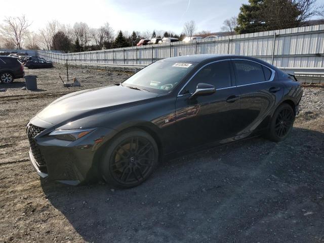 2022 lexus is
