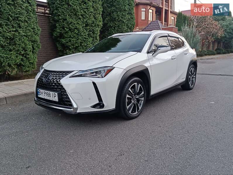 2019 lexus ux250h