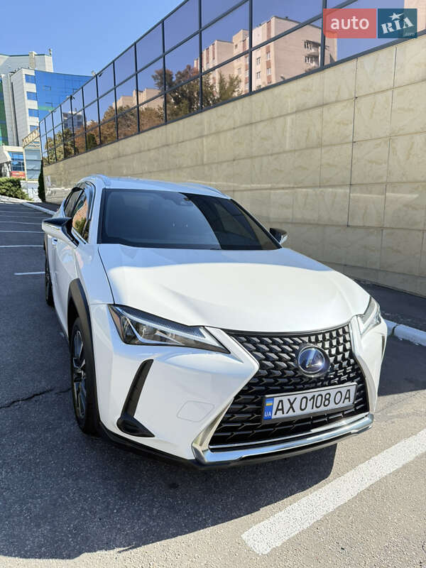 2020 lexus ux250h
