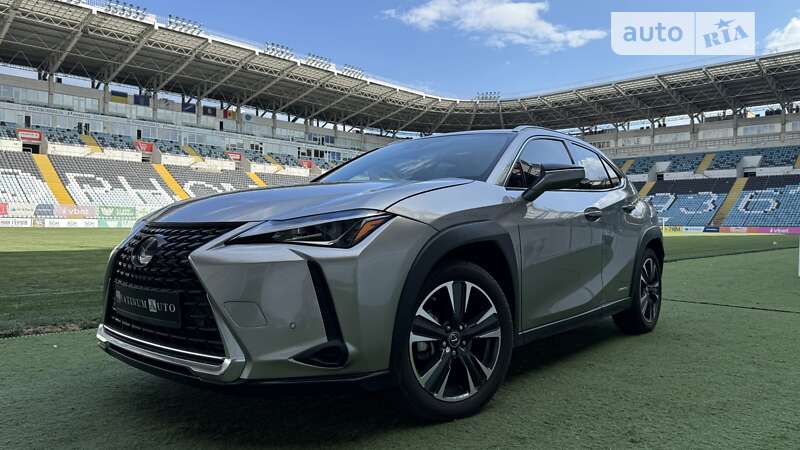 2021 lexus ux250h