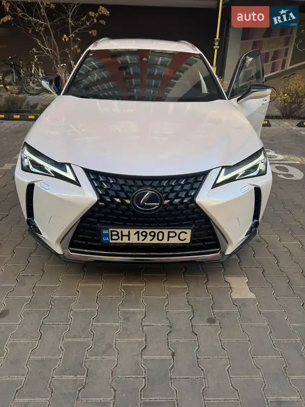 2020 lexus ux250h