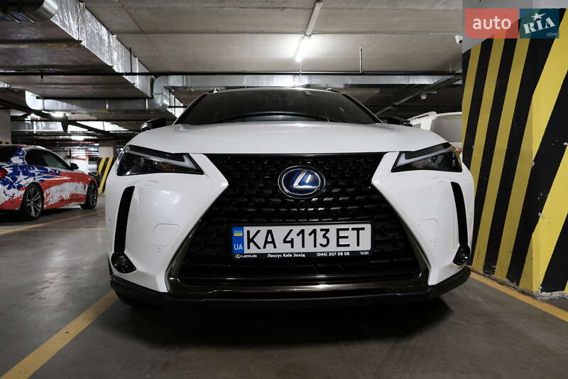 2021 lexus ux250h
