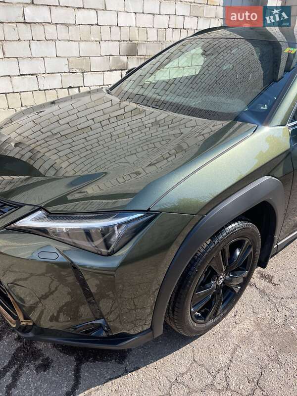 2021 lexus ux250h