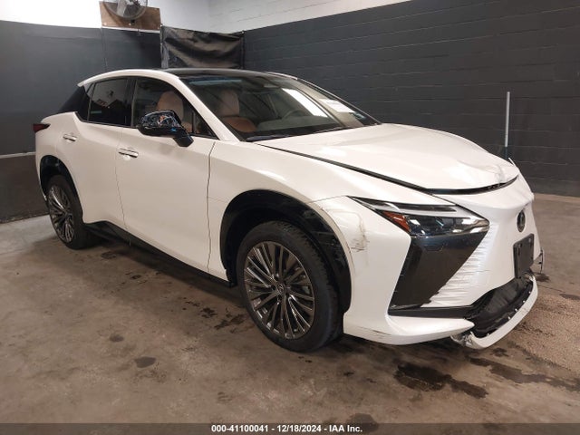 2023 lexus rz