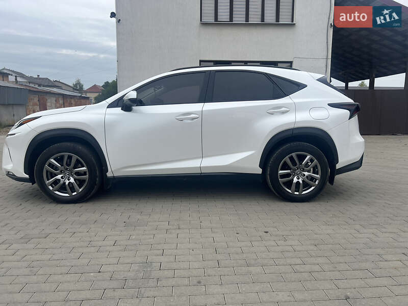 2017 lexus nx-200