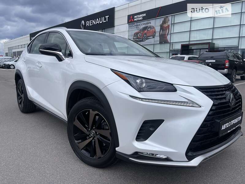 2020 lexus nx 200