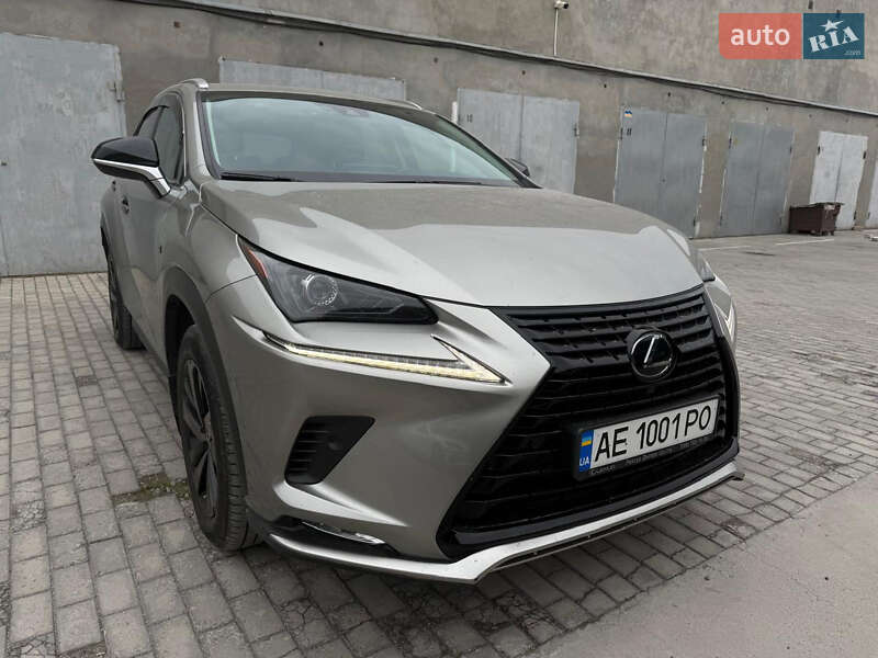 2020 lexus nx 200