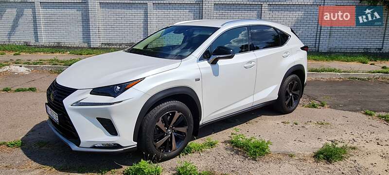 2021 lexus nx-200