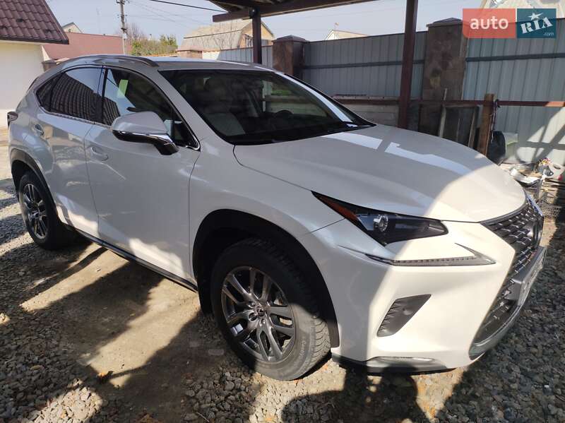 2017 lexus nx 200