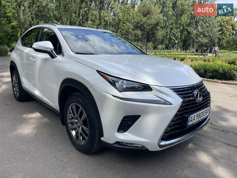 2019 lexus nx 200
