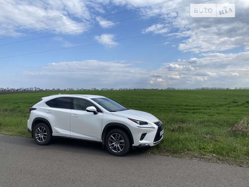 2020 lexus nx 300h