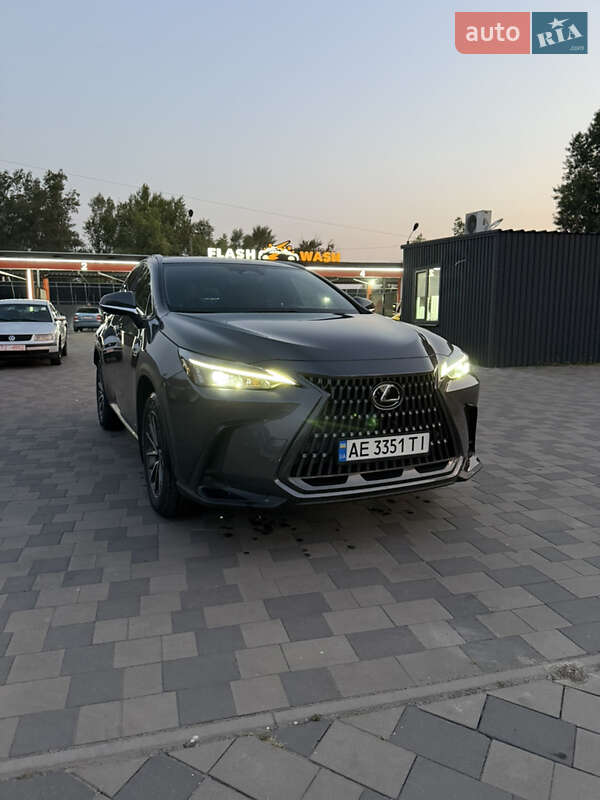 2022 lexus nx 200