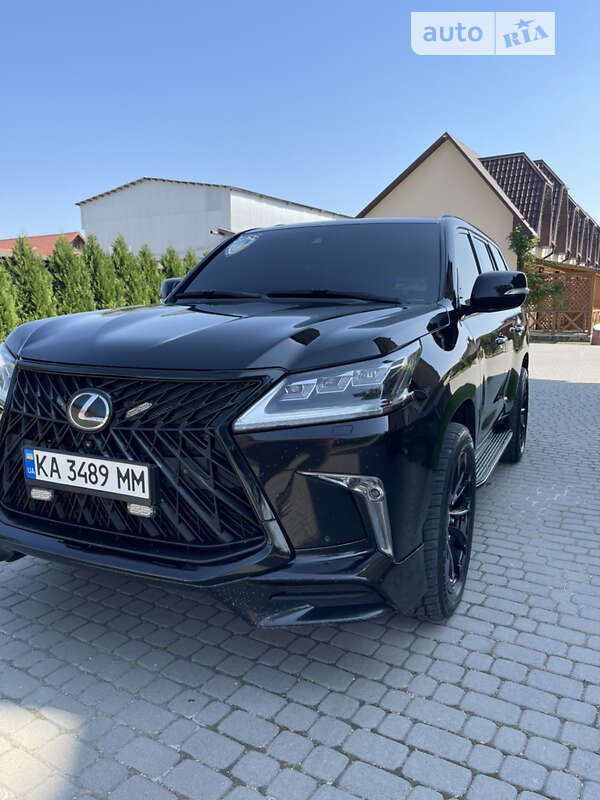 2017 lexus lx 450d