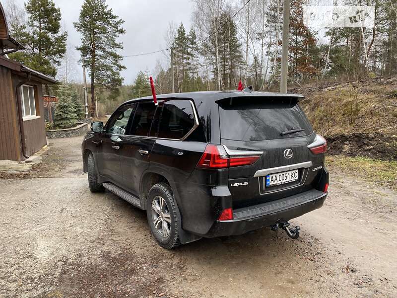 2019 lexus lx