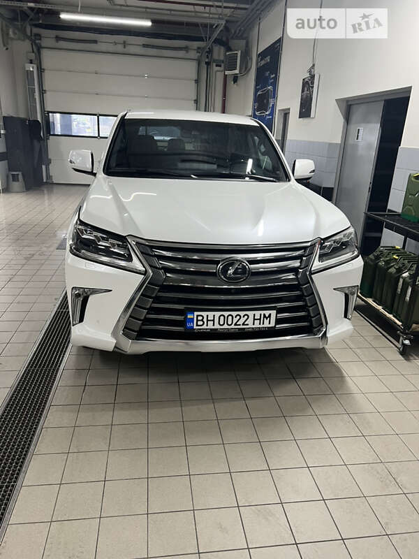 2019 lexus lx 450d