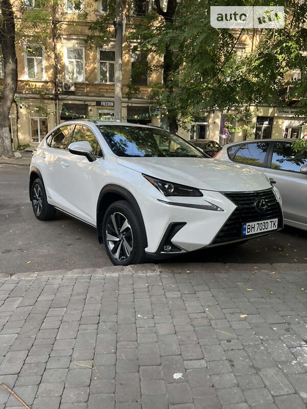 2021 lexus nx 300h