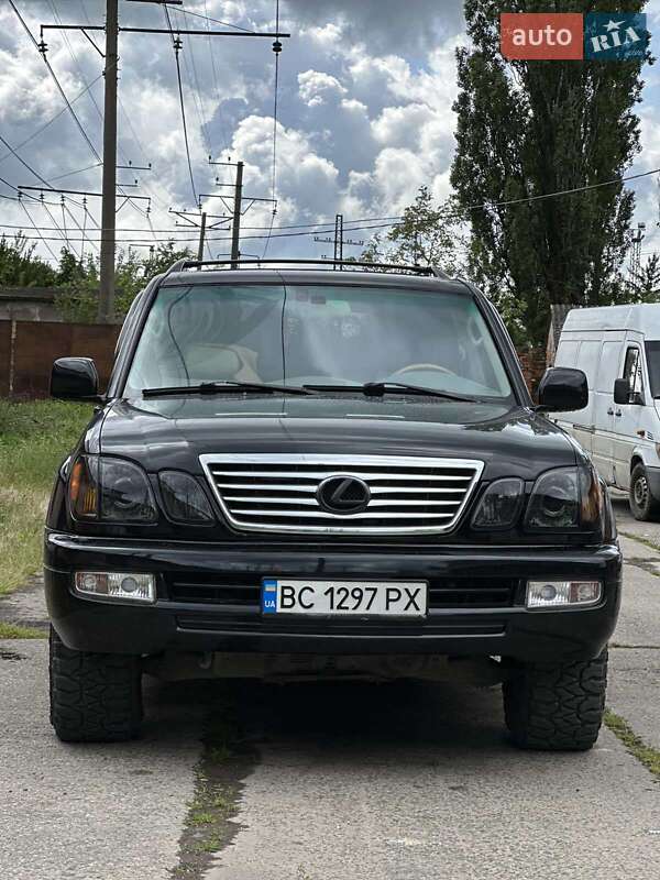 2005 lexus lx 470