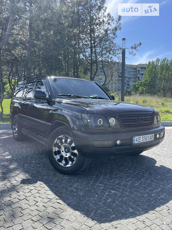 2005 lexus lx 470