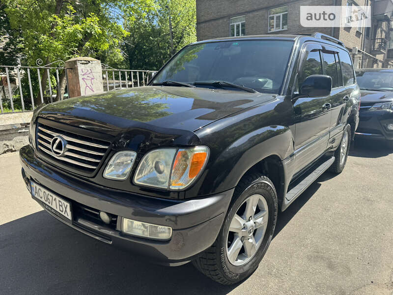 2004 lexus lx