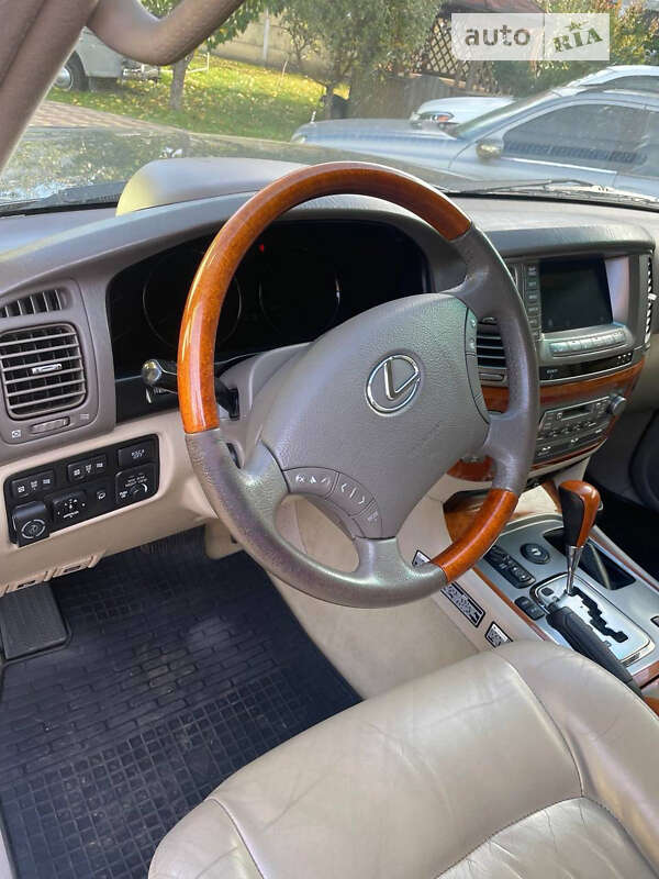 2005 lexus lx 470
