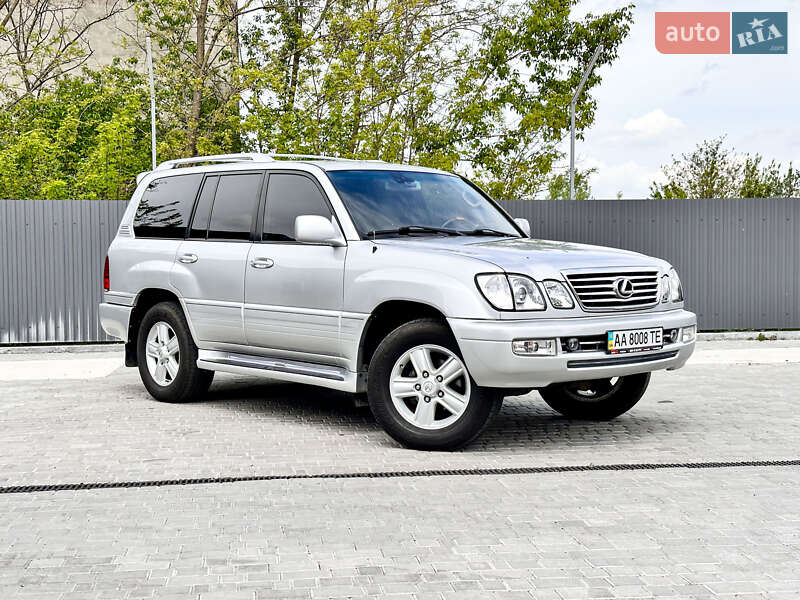 2005 lexus lx 470