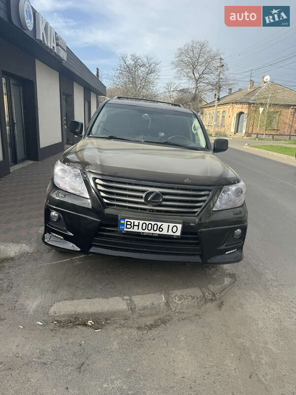 2010 lexus lx 570