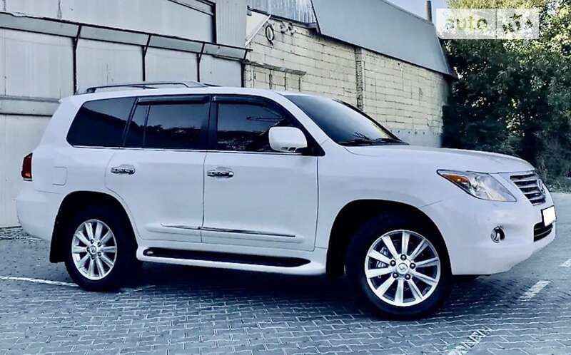 2008 lexus lx 570