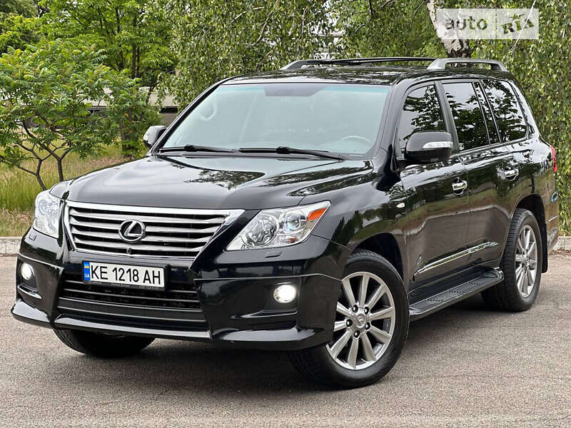 2011 lexus lx 570