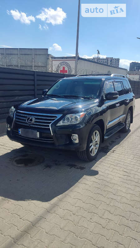 2012 lexus lx 570