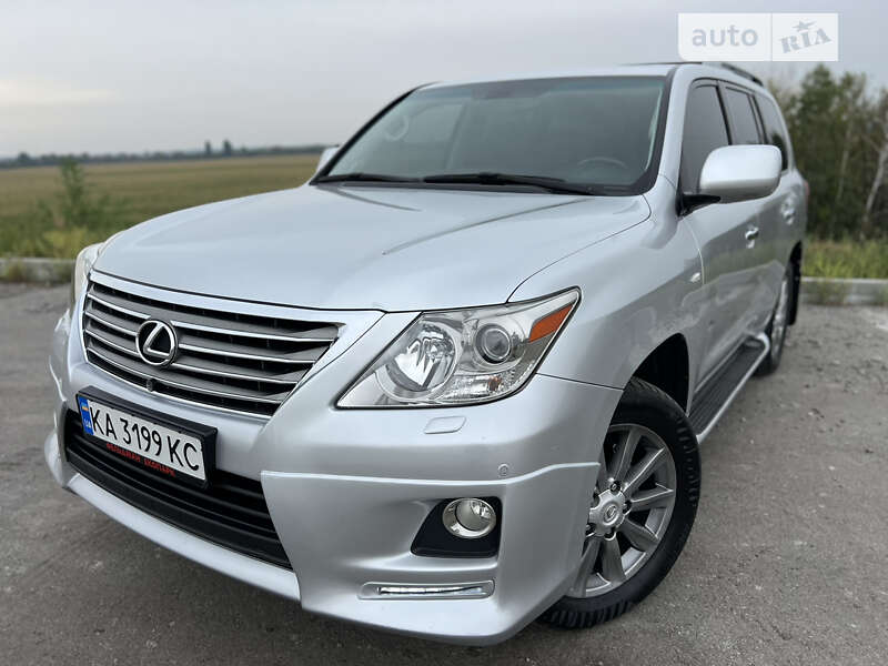 2011 lexus lx 570