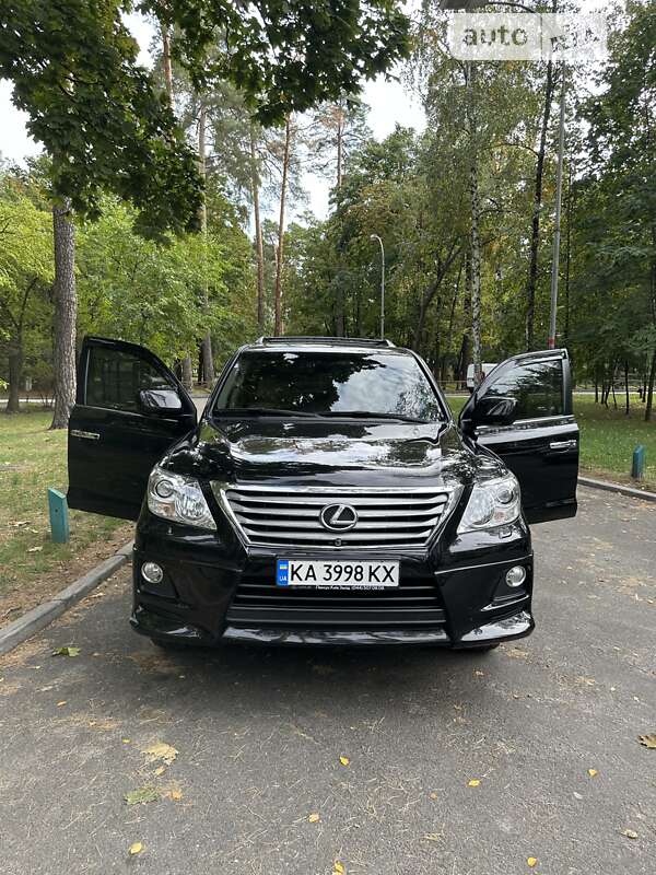 2011 lexus lx 570