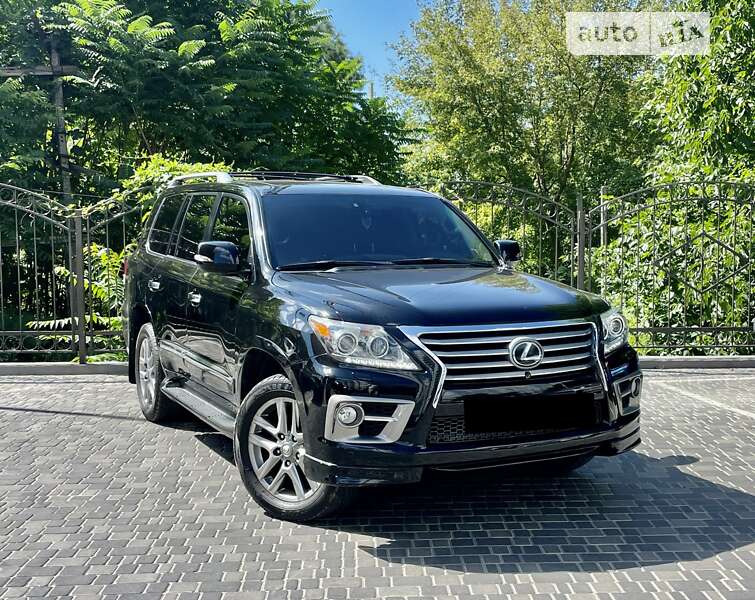 2013 lexus lx 570