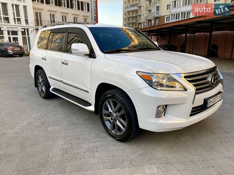 2013 lexus lx 570