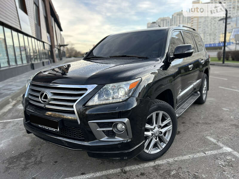 2013 lexus lx 570