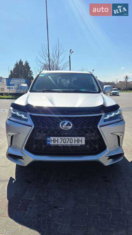 2010 lexus lx 570
