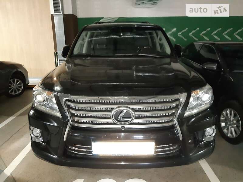 2013 lexus lx