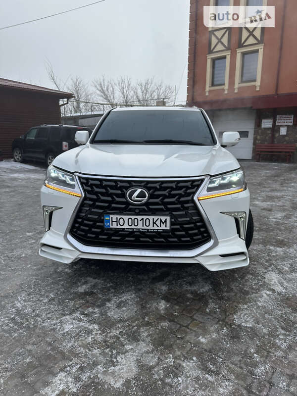 2008 lexus lx 570