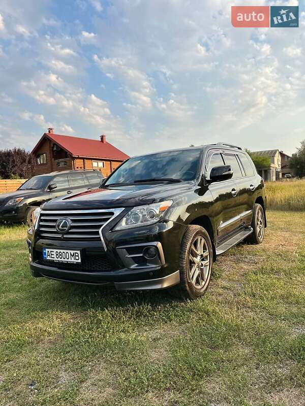 2013 lexus lx 570