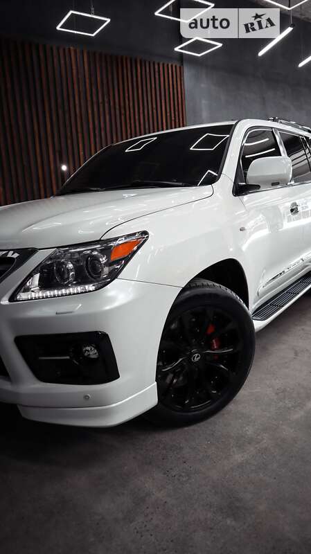 2008 lexus lx 570