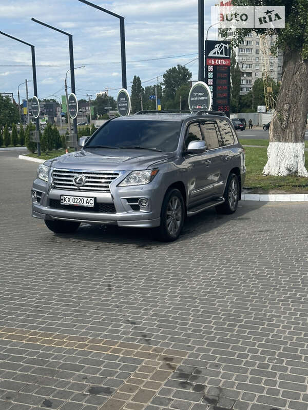 2008 lexus lx 570