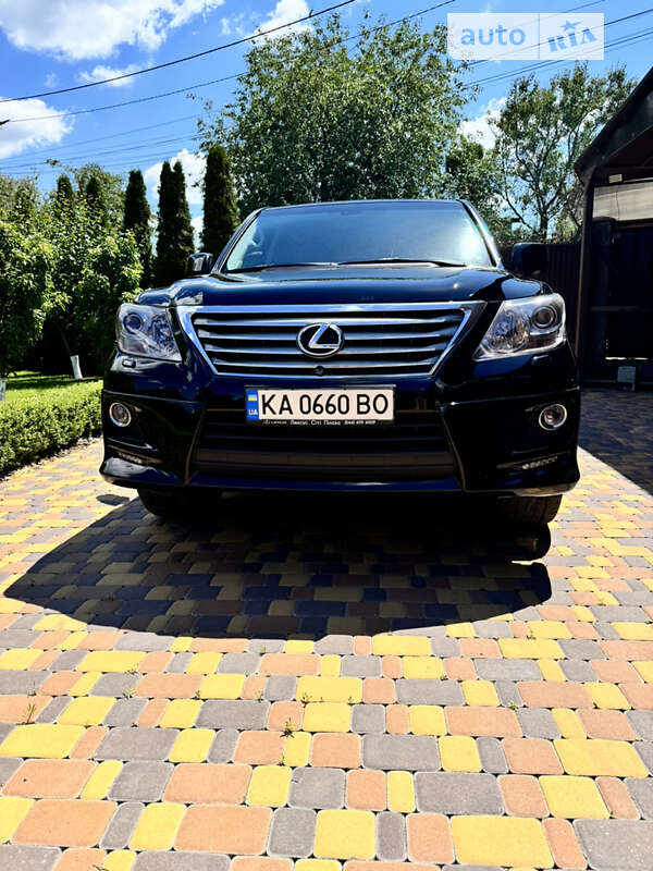 2011 lexus lx 570