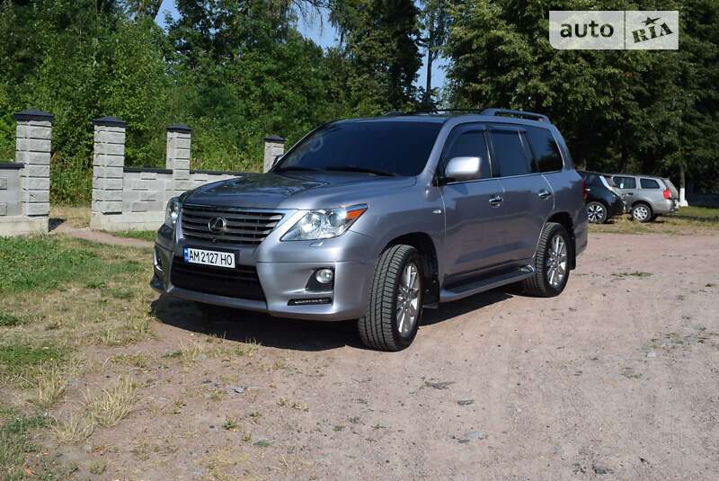 2011 lexus lx 570